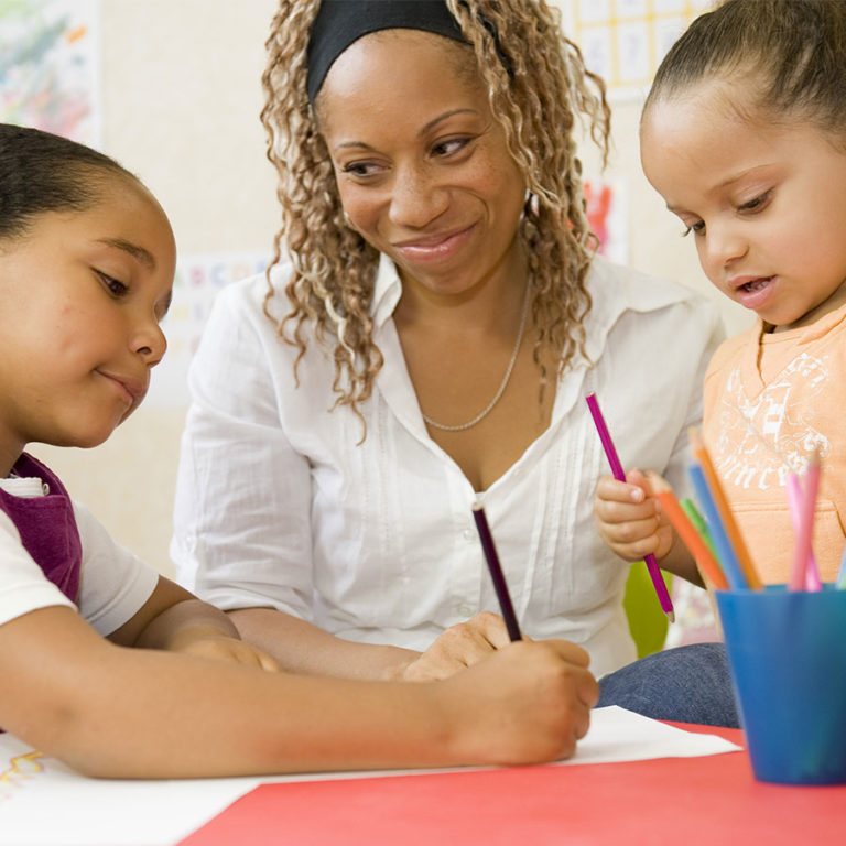 5 Sure-fire activities to keep your toddler entertained